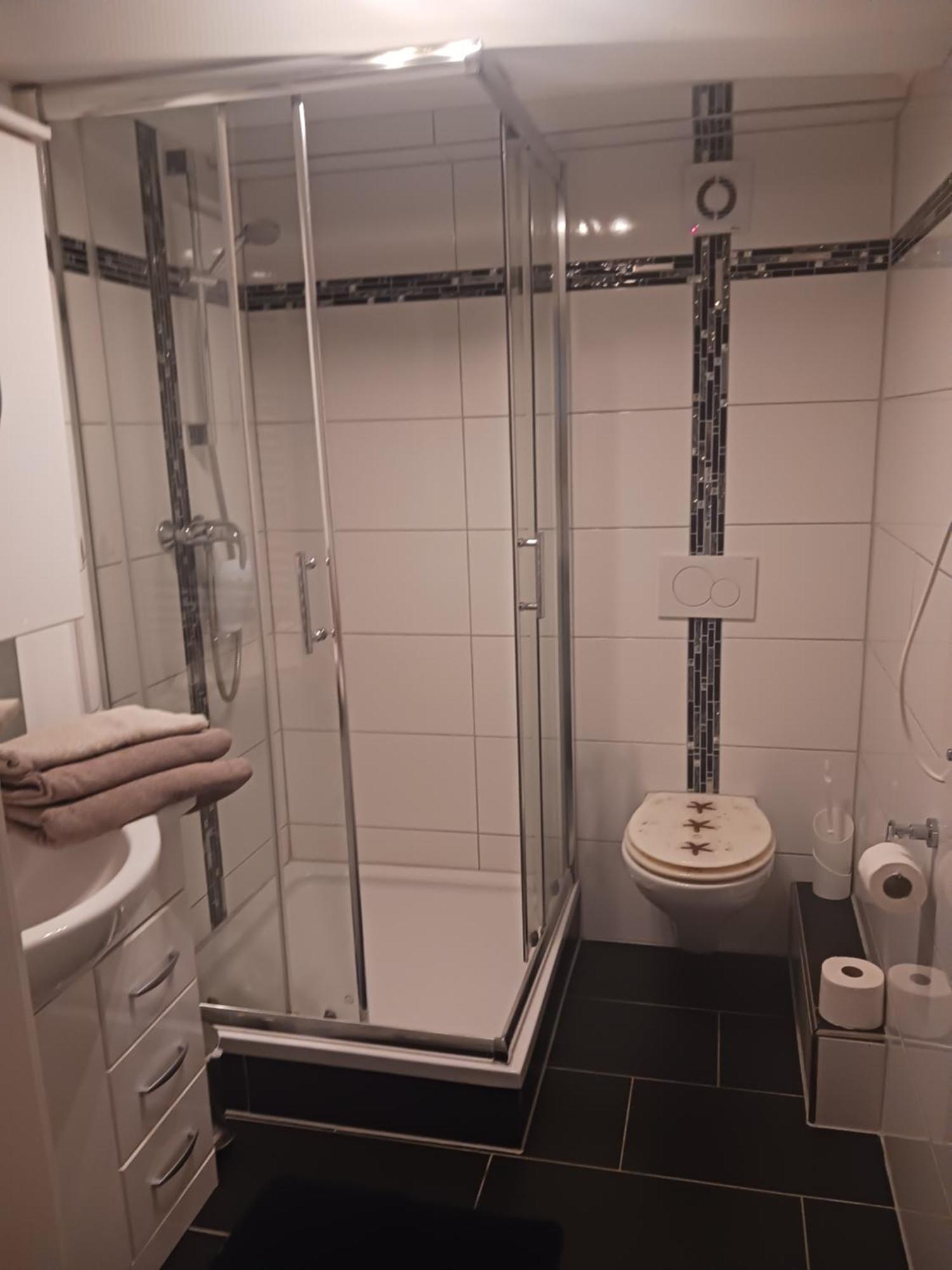Moderne Wohnung In Ruhiger Lage Stolberg  Exteriör bild